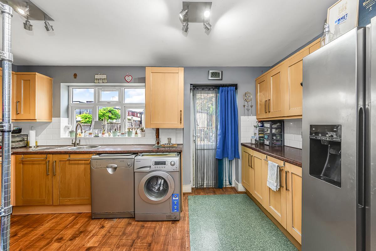 Property Image b16ad786-a390-446e-850e-543726ddff64