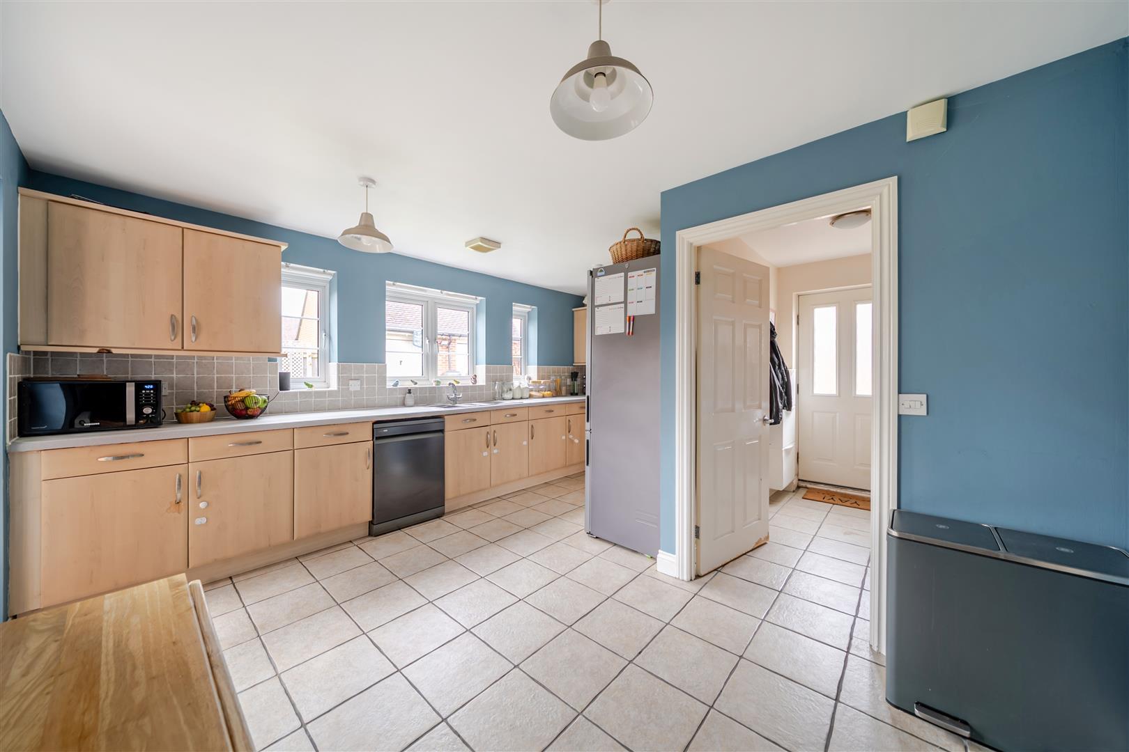 Property Image b18783c9-a706-421d-a65b-5b47d6b7c3f2