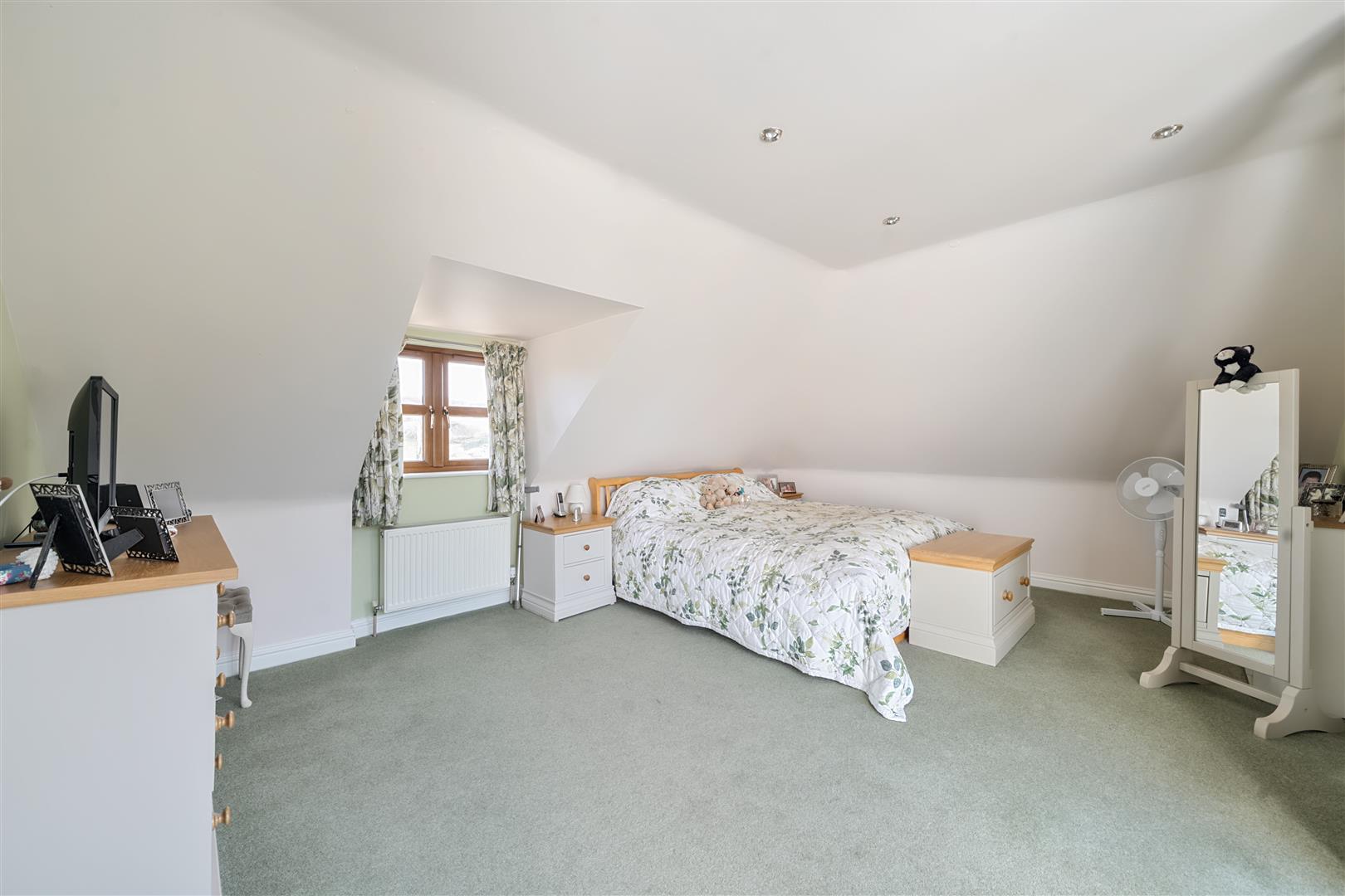 Property Image b18cebe1-a419-41ab-b6bd-1fb5dad2c590