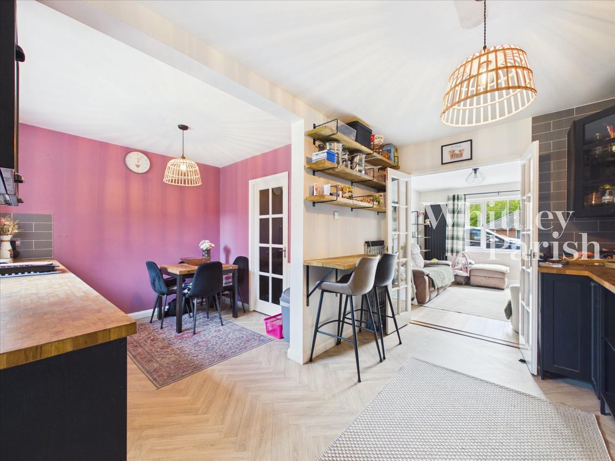 Property Image b18ed9c6-9262-47f8-b0bf-c956912db19c
