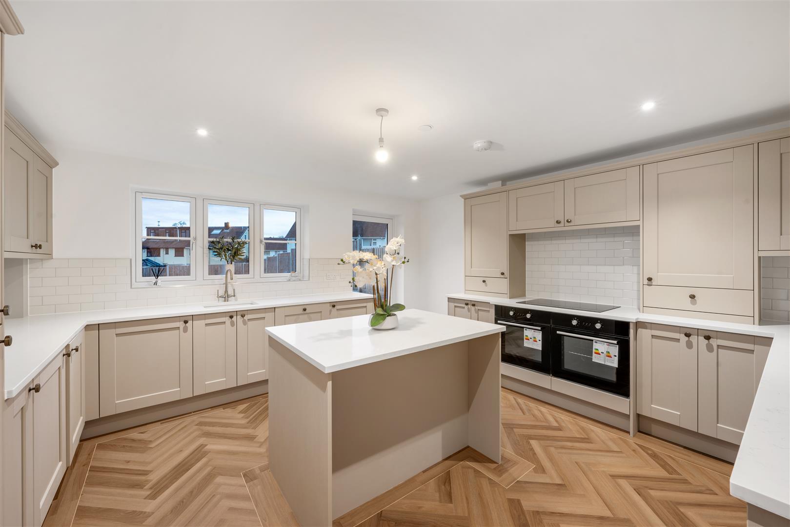 Property Image b195d743-ce6b-4d37-8209-336e902d08e1