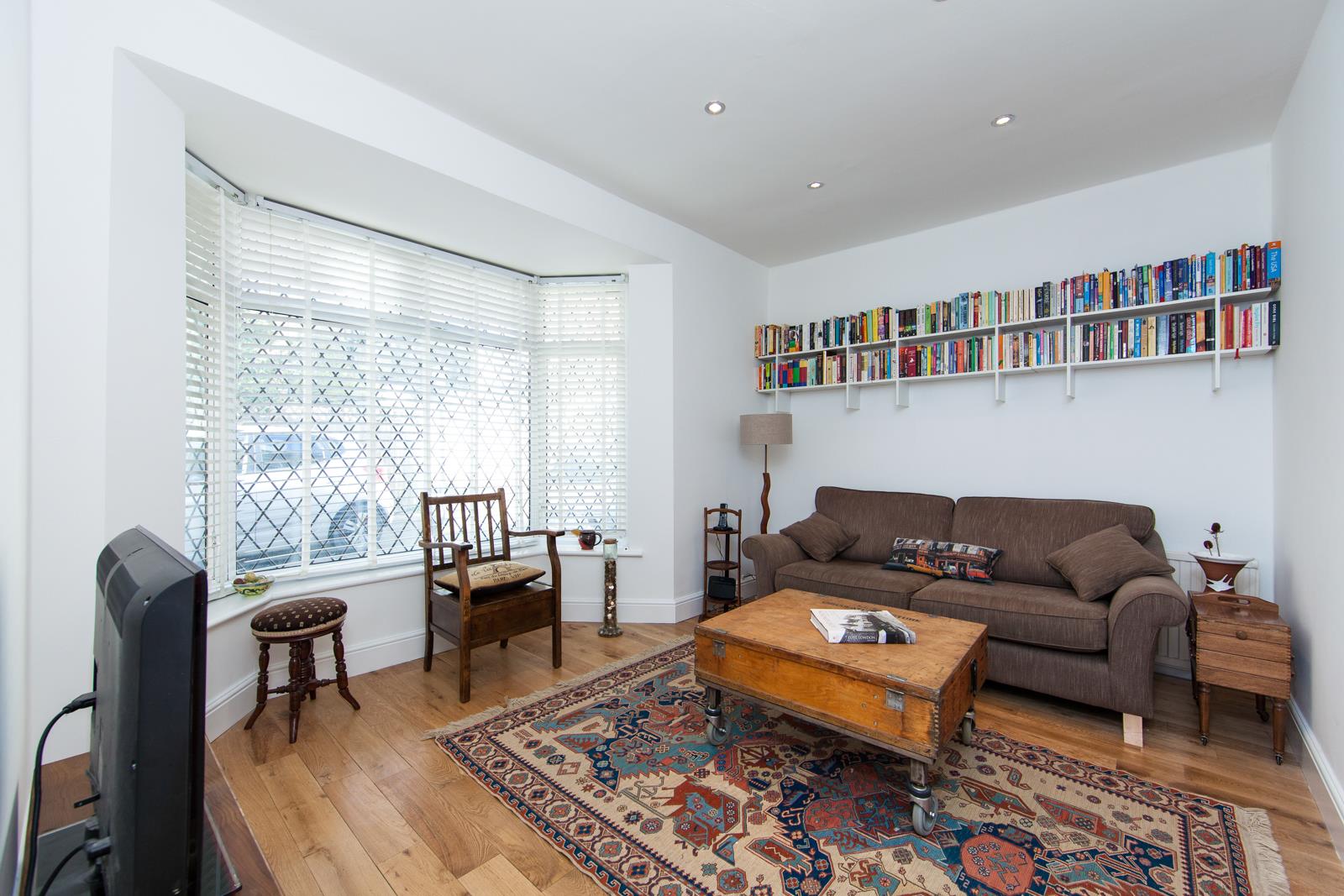 Property Image b1a3b0a1-2273-4f5d-93b5-4fb11445f9ea