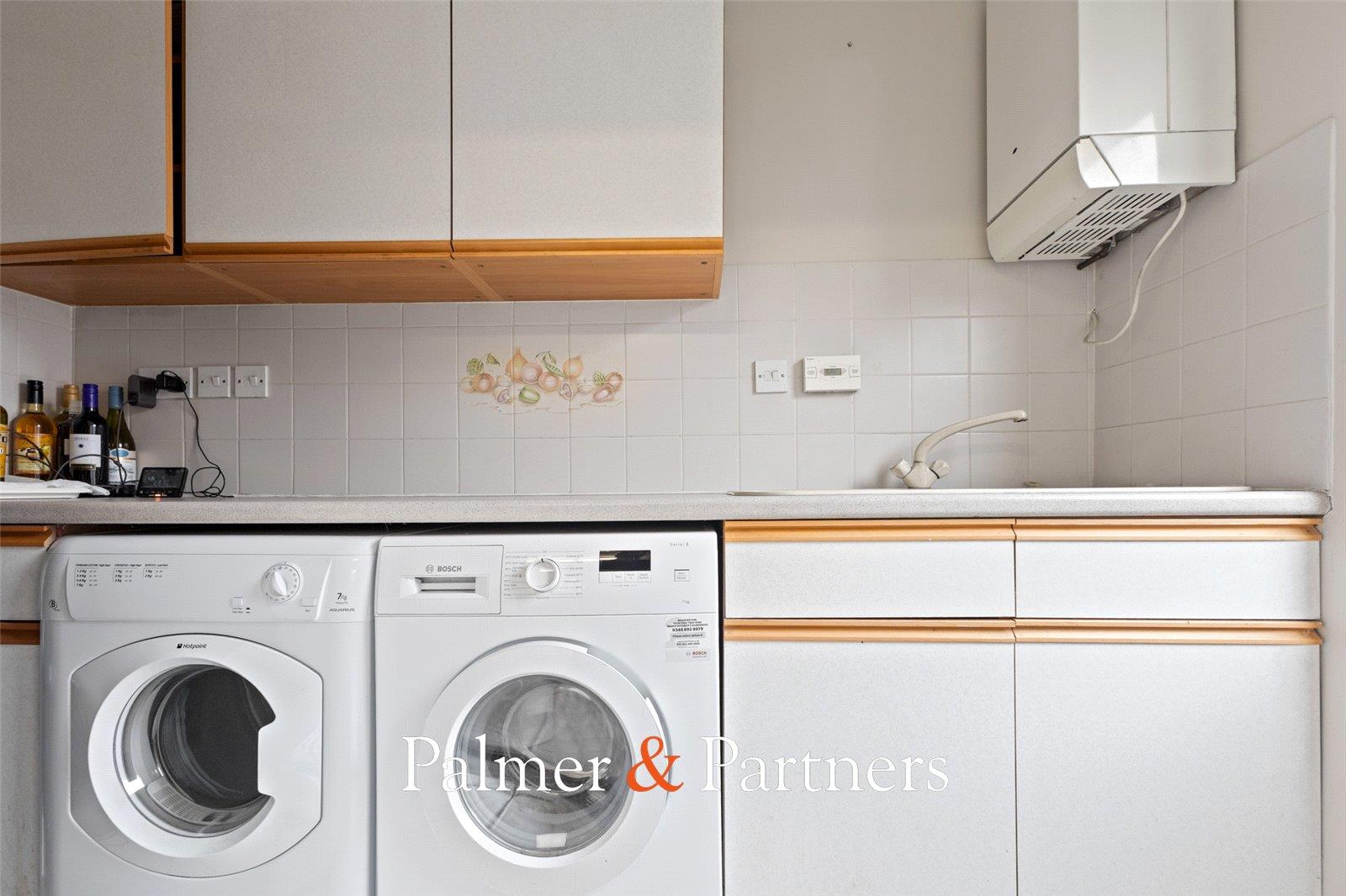 Property Image b1a72419-f847-4b32-9952-0c42d0f416d9