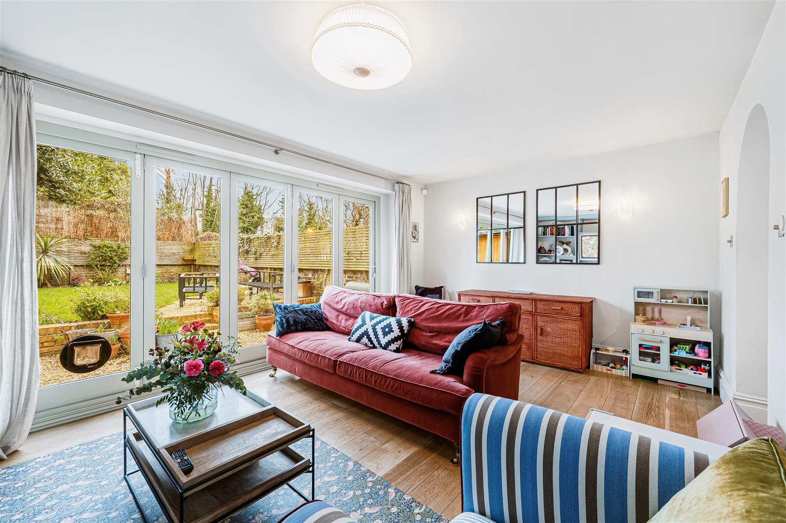 Property Image b1b9eb52-4afd-45f0-8195-867d1c7ef83d