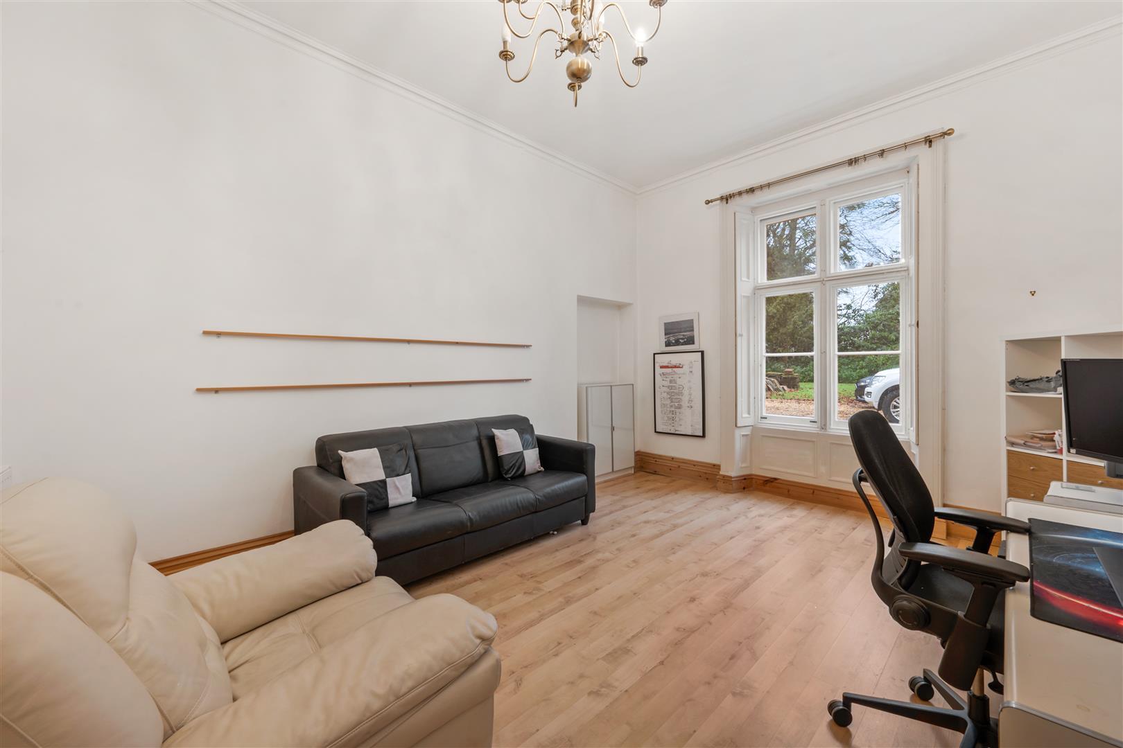 Property Image b1c9ef89-2b55-4e95-ae7c-2e8795f9f554