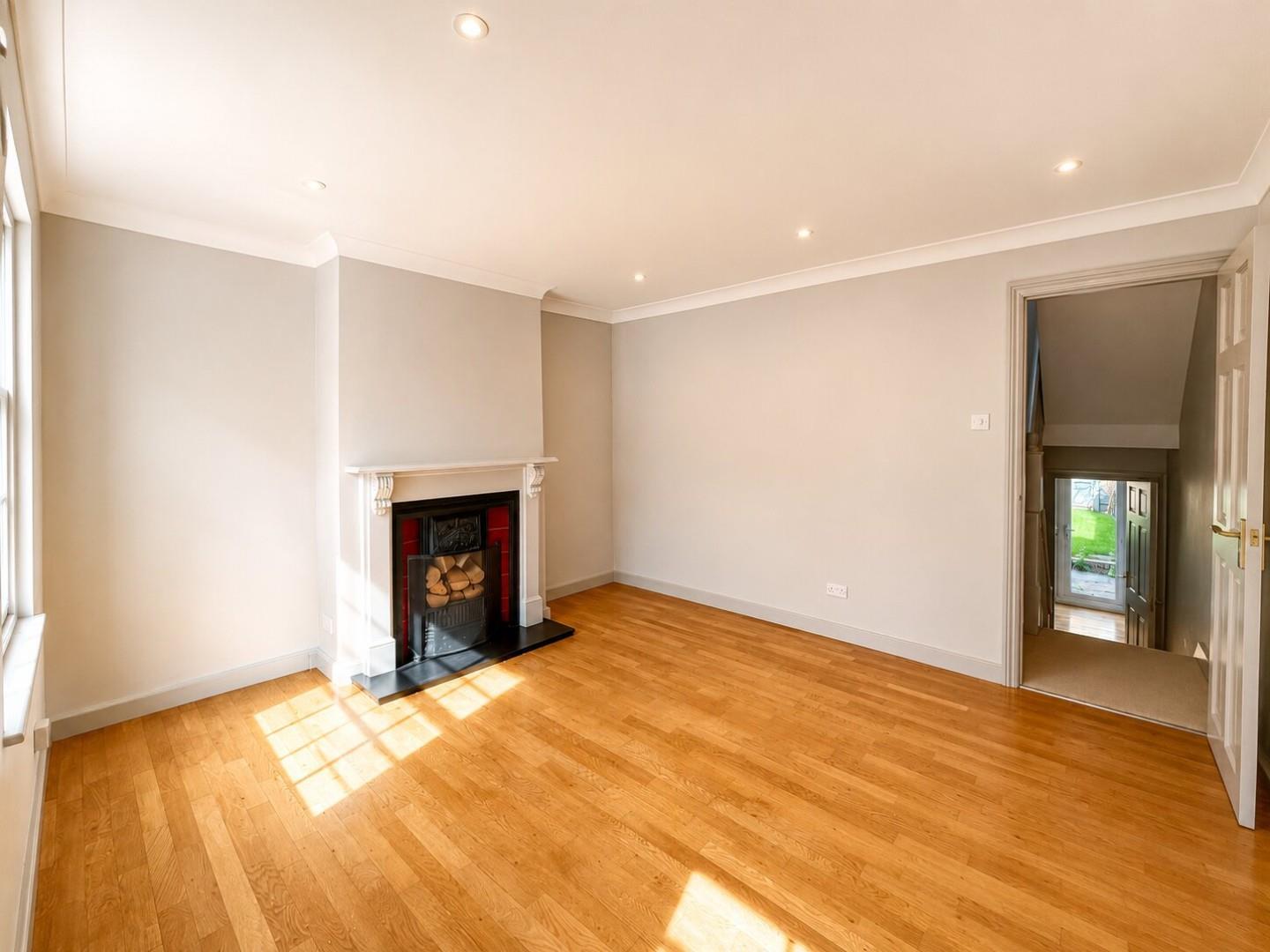 Property Image b1d27d19-31bc-41f3-b876-dc89099b972b