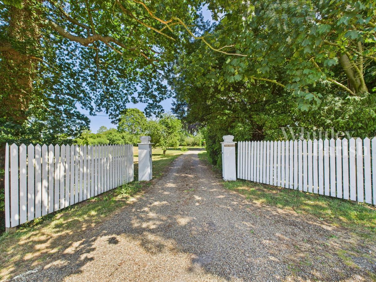 Property Image b1de733c-ca1f-4a08-beb6-a5ef1fda5c3c