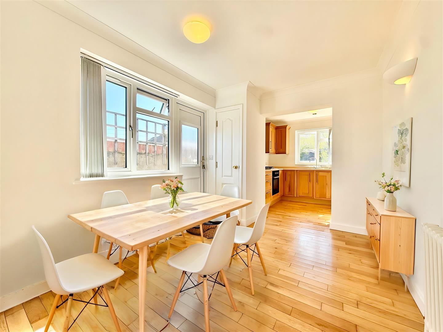Property Image b1e51b8f-f284-4d0c-836e-7ded5829e0ec