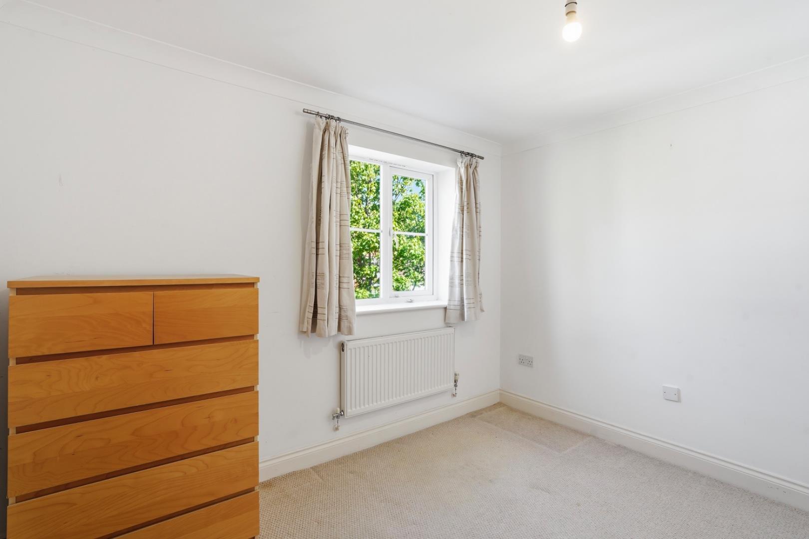 Property Image b1eda9b3-ed36-42e9-ad03-02e25763aa2e