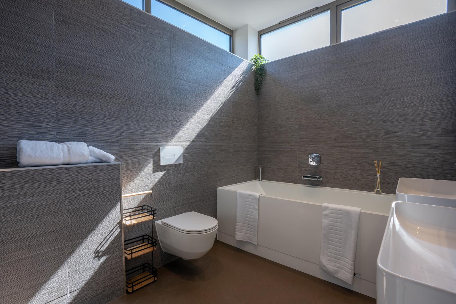 Property Image b20c4f10-8d3b-4abc-ae21-a1e7e50e3686