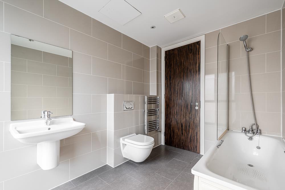 Property Image b21c2d12-a86f-4ef6-8672-102a3784c340