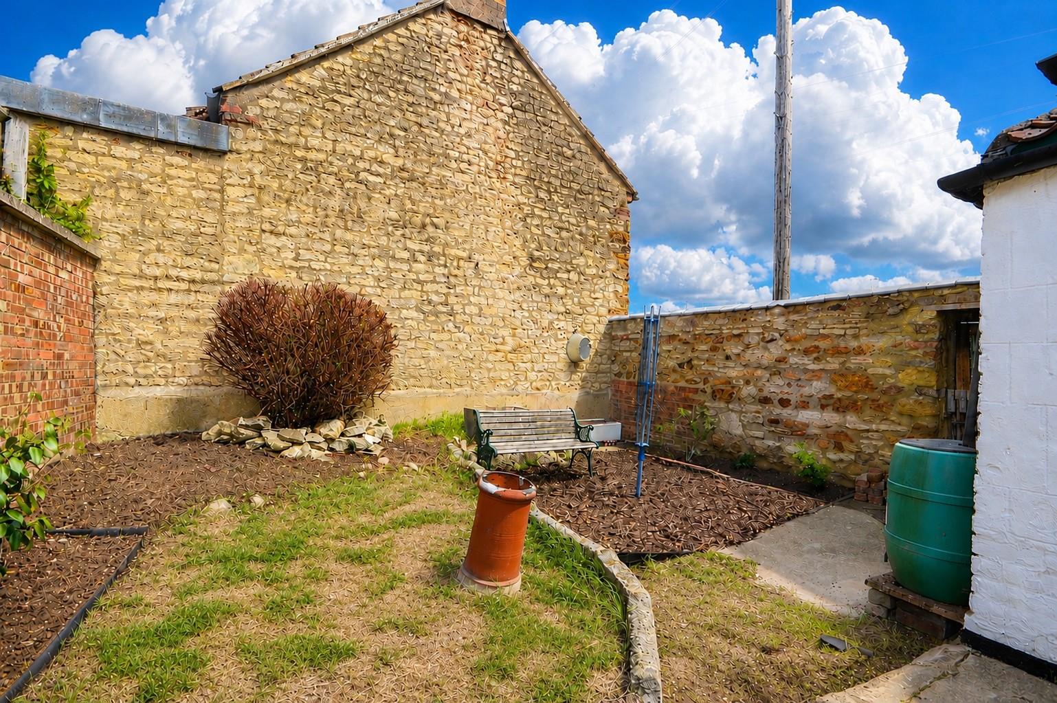 Property Image b220d85d-49b6-4981-9bae-4351c6815611