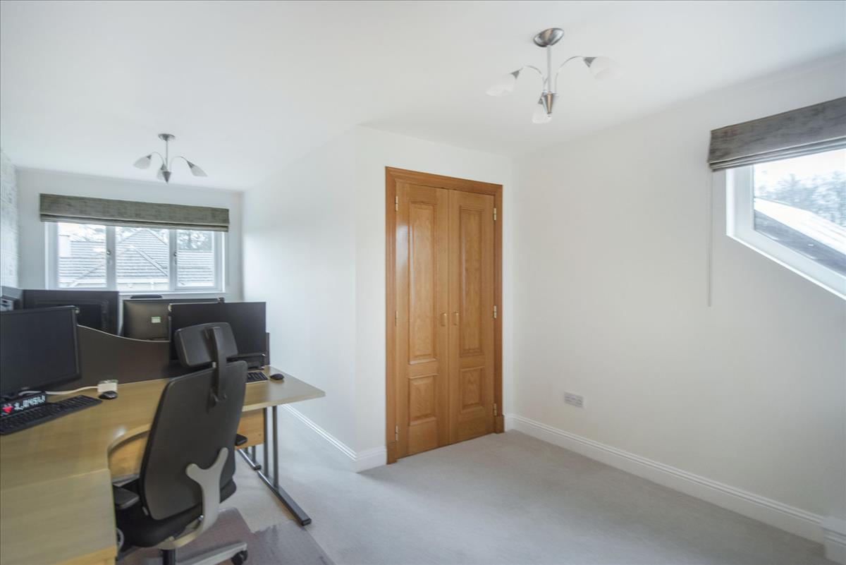 Property Image b2456d07-0f6c-41b4-8f54-7f557a179689