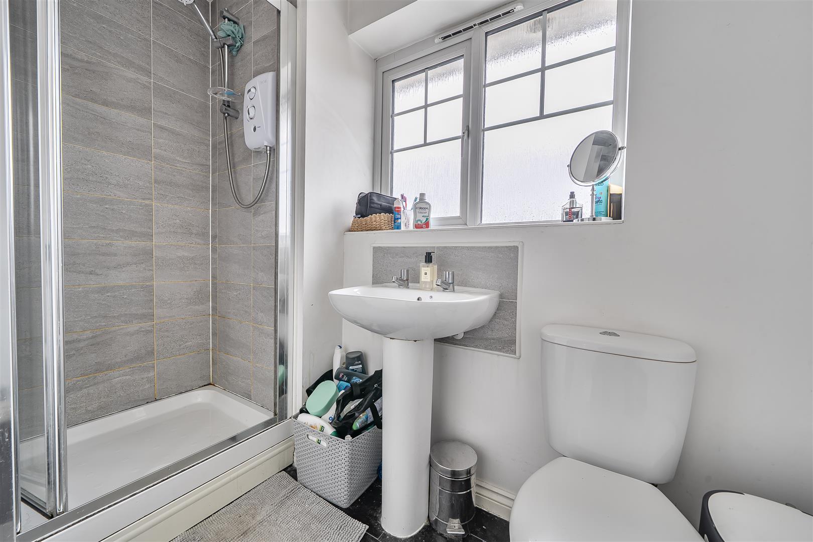 Property Image b246ca82-310b-40c7-822c-fe0e2f925471