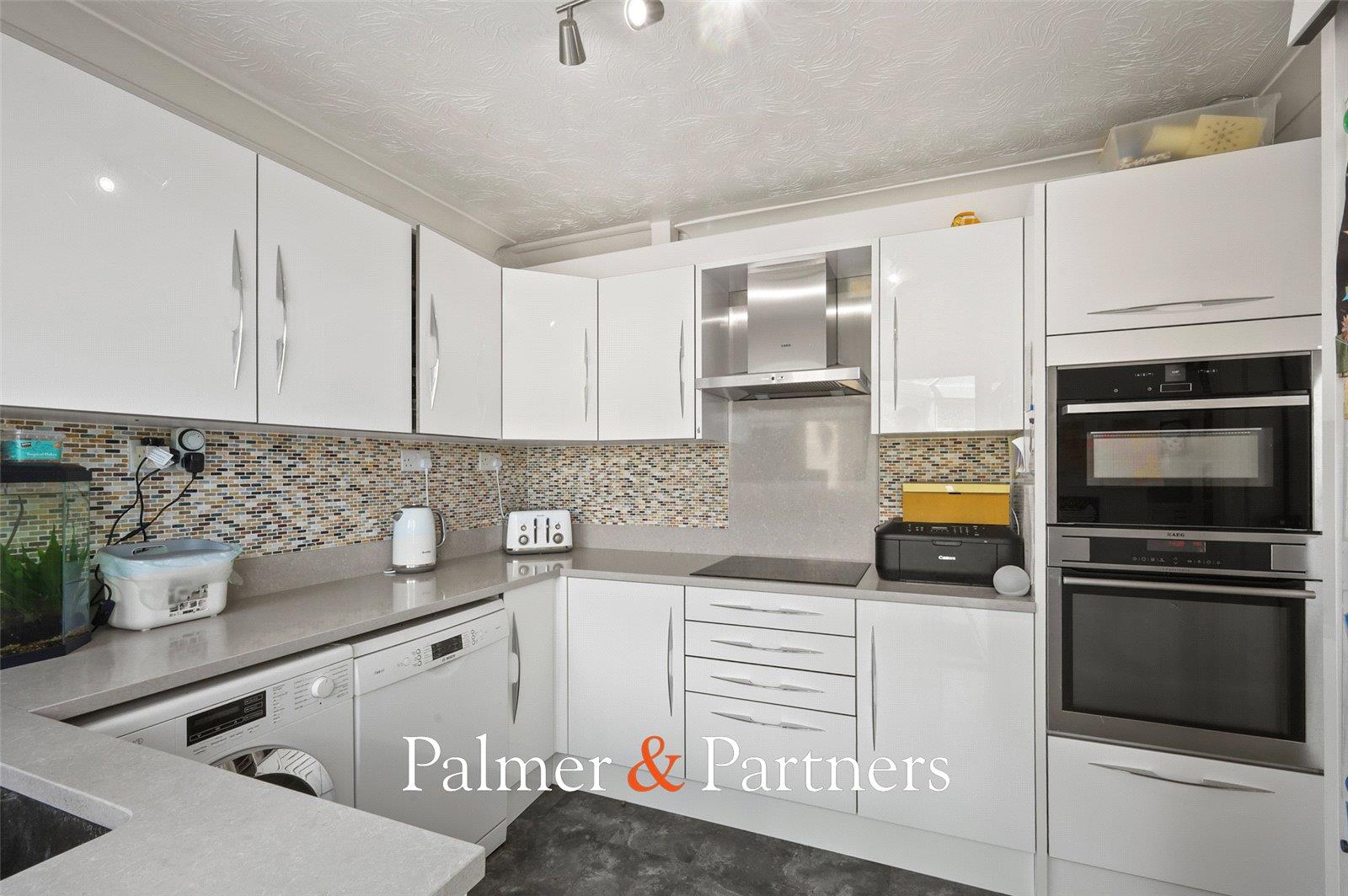 Property Image b24b0b47-4900-4aab-b66a-8ed96dc46c1d