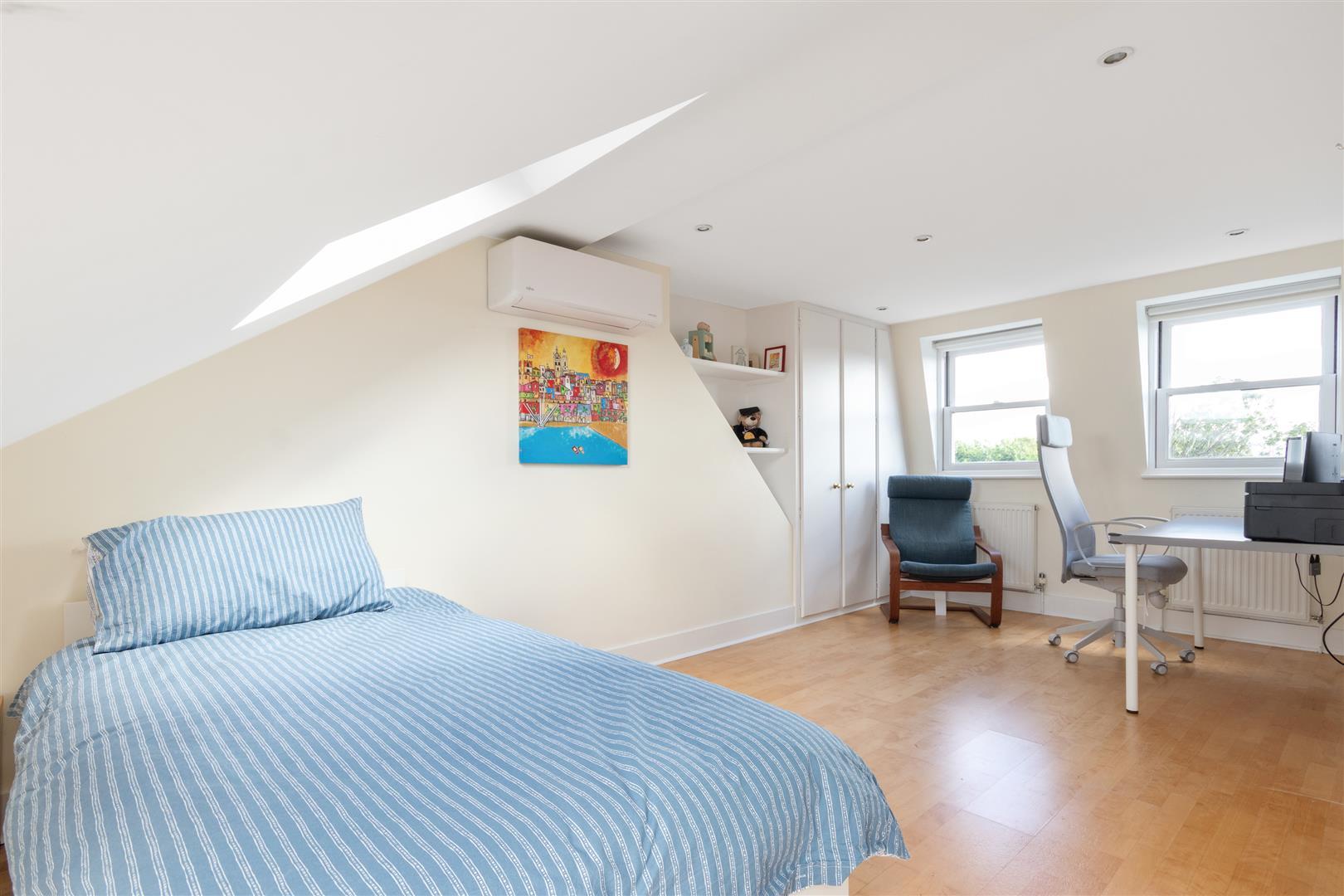 Property Image b254b6e3-024f-41d0-ae24-73f0be0b327f