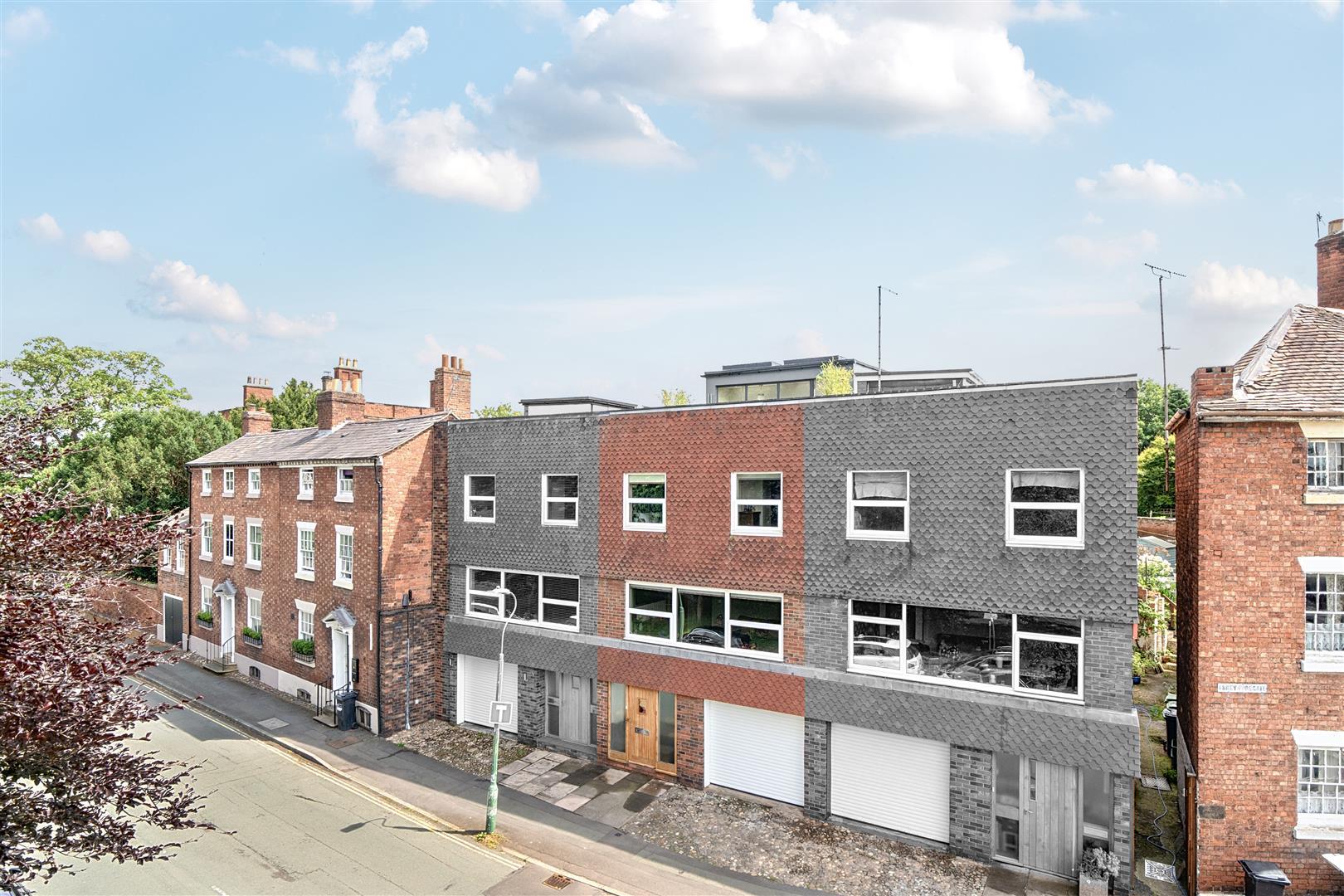 Property Image b2589cbb-4f50-4f8e-97bc-c9e8a5fd9270