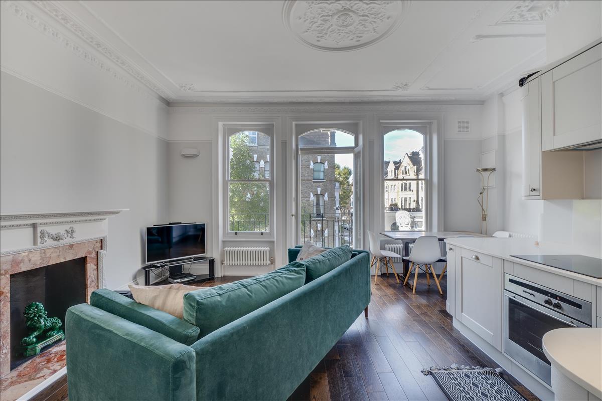 Property Image b271d728-6486-47cc-89d3-c98100b523c5