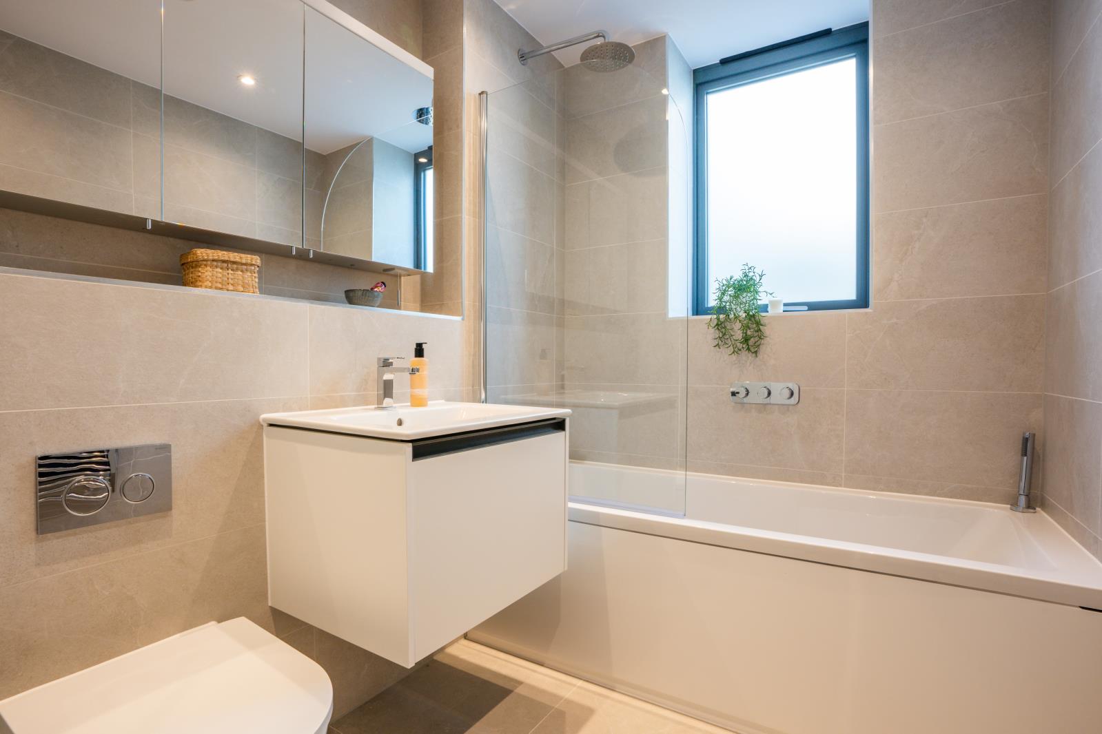 Property Image b28d6bfa-257d-470a-a53d-c836e3559cf6