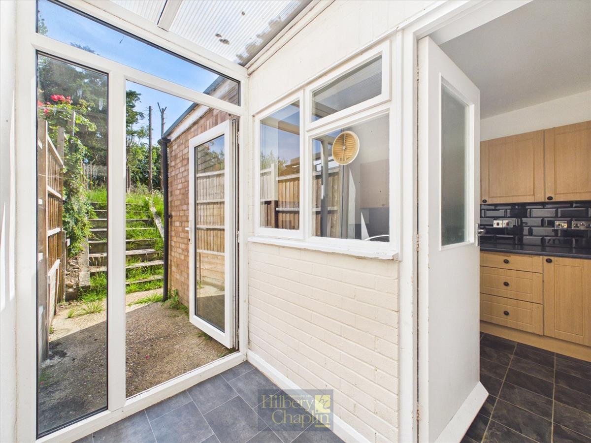 Property Image b296100b-1c24-46f0-a5ac-cc541cb5fc56