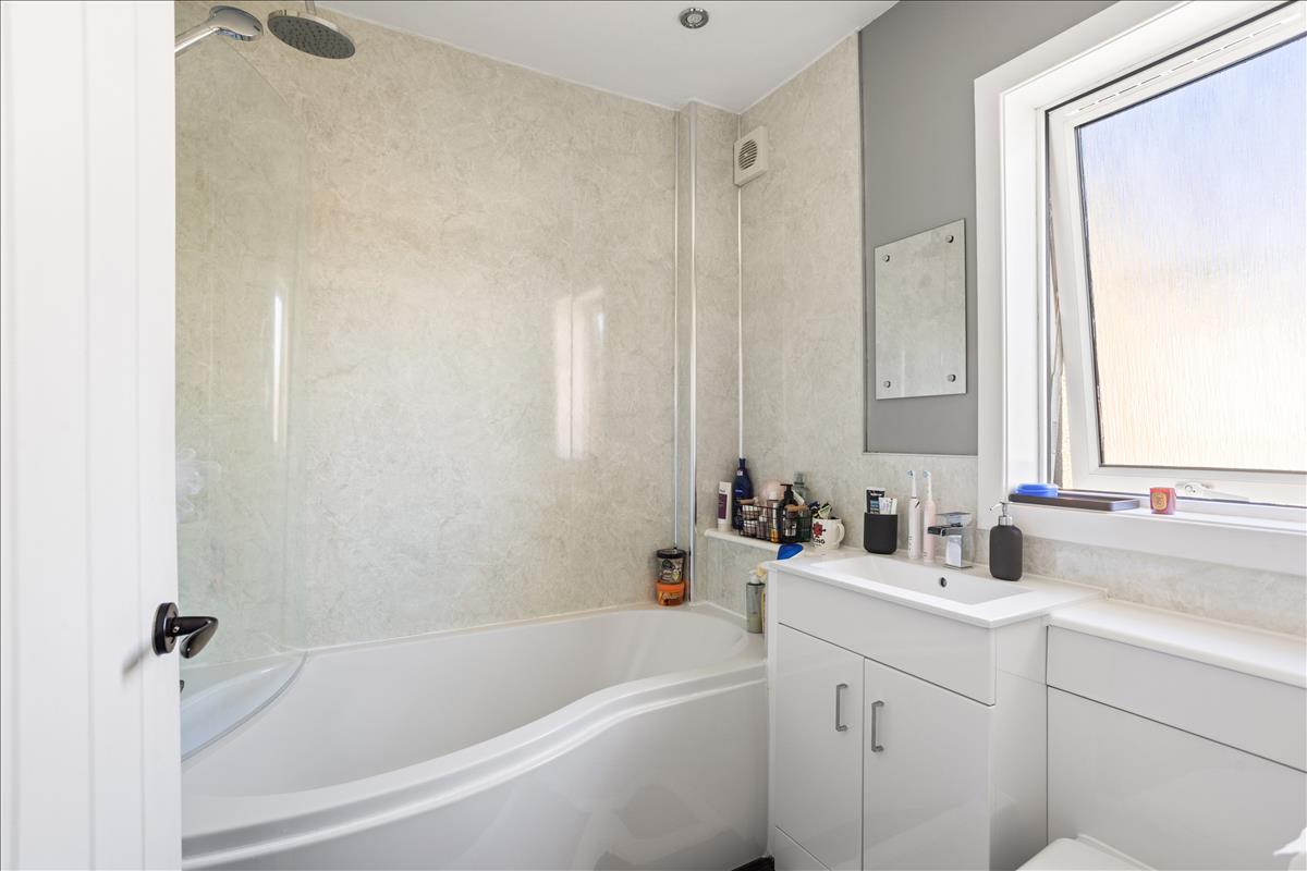 Property Image b298ac71-4bcb-4975-9413-34c699f167ab
