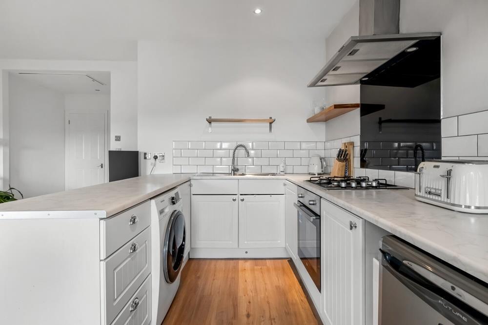 Property Image b29bae33-2ff3-4a85-9c42-df7c64f3cb9b