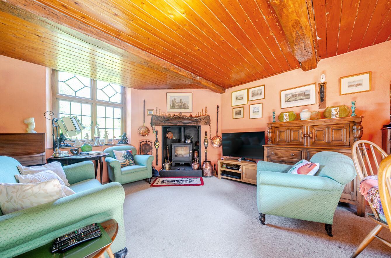 Property Image b2ae51f7-c1df-47f8-947a-613591b6f912