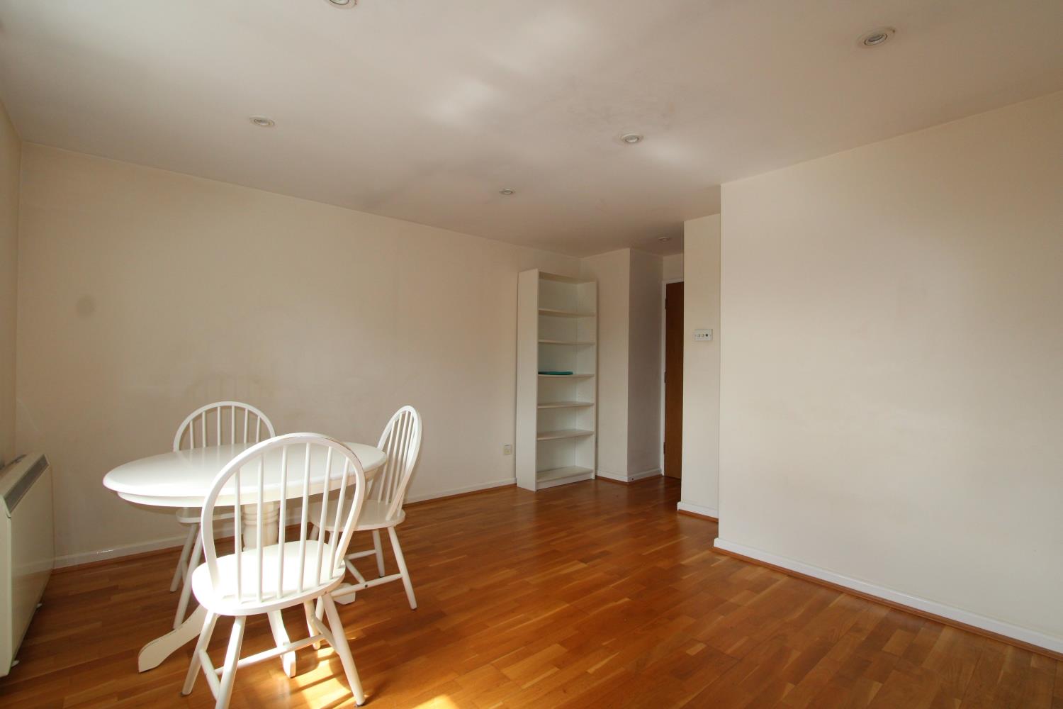 Property Image b2baf8f8-27fd-4afb-8374-38c365d4d8ec