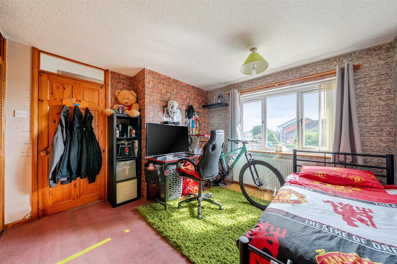 Property Image b2bdae27-3fb5-4166-841f-50d13061431e