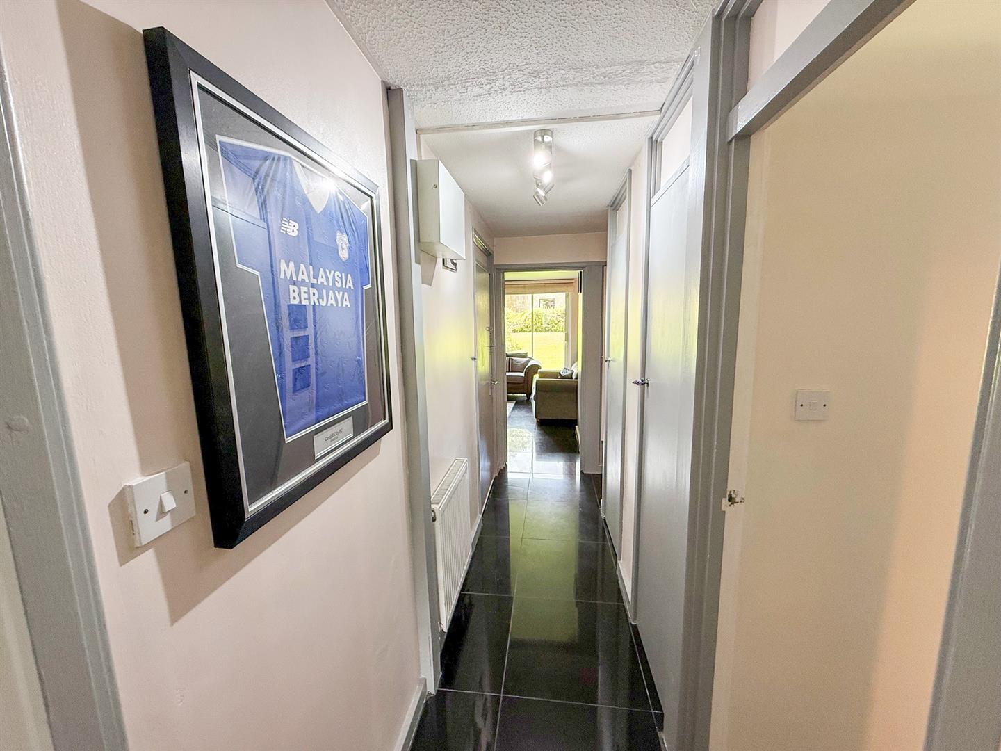 Property Image b2bdb871-0a88-4349-a0a6-aafc6bf4fe5a