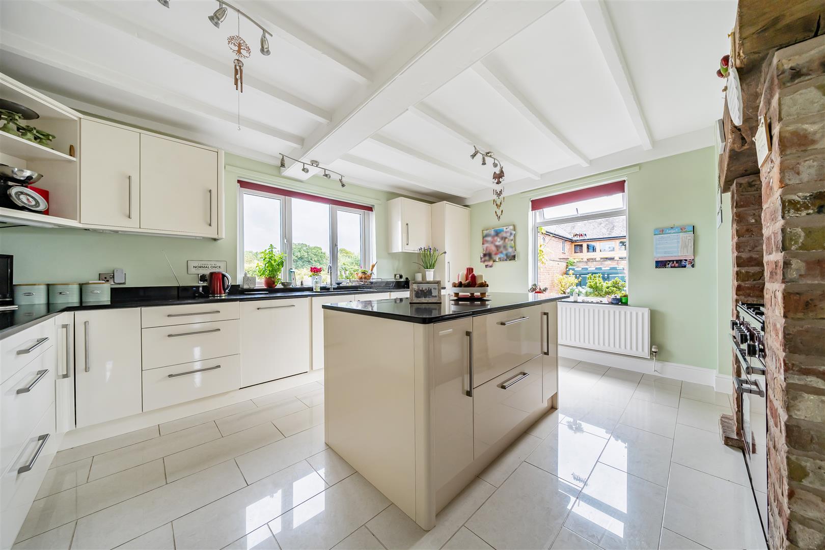 Property Image b2be944c-00a6-4632-adc2-b95ba5eb53c1