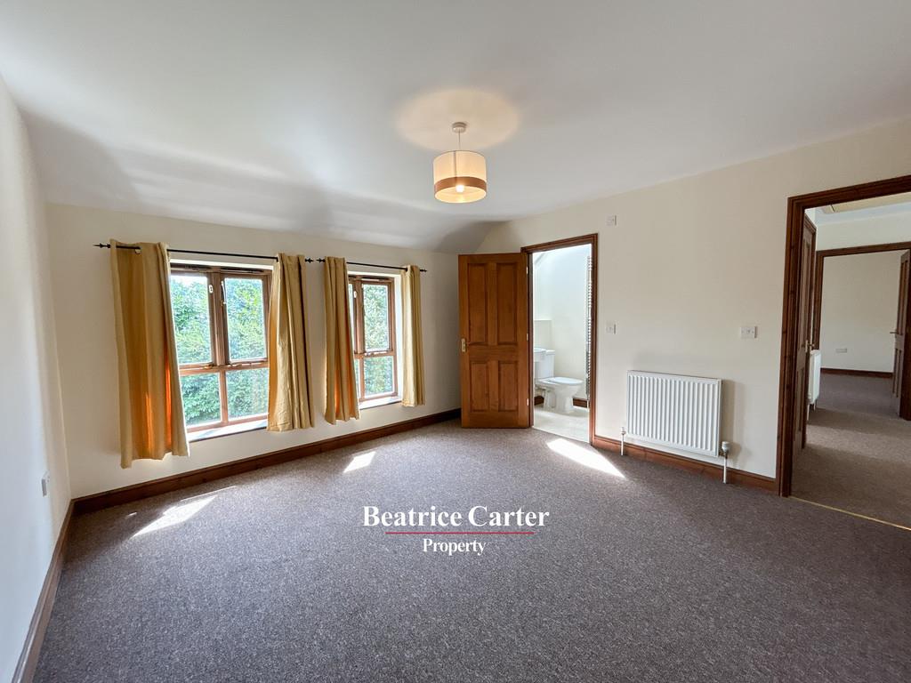 Property Image b2c26fdb-08f5-4ac0-98d9-a5453b8a54cf