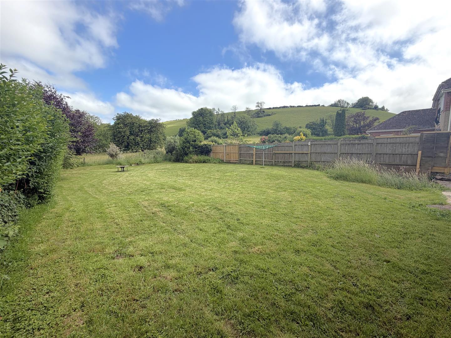 Property Image b2c754ed-a4f4-4e58-b3f6-84b606cc4420