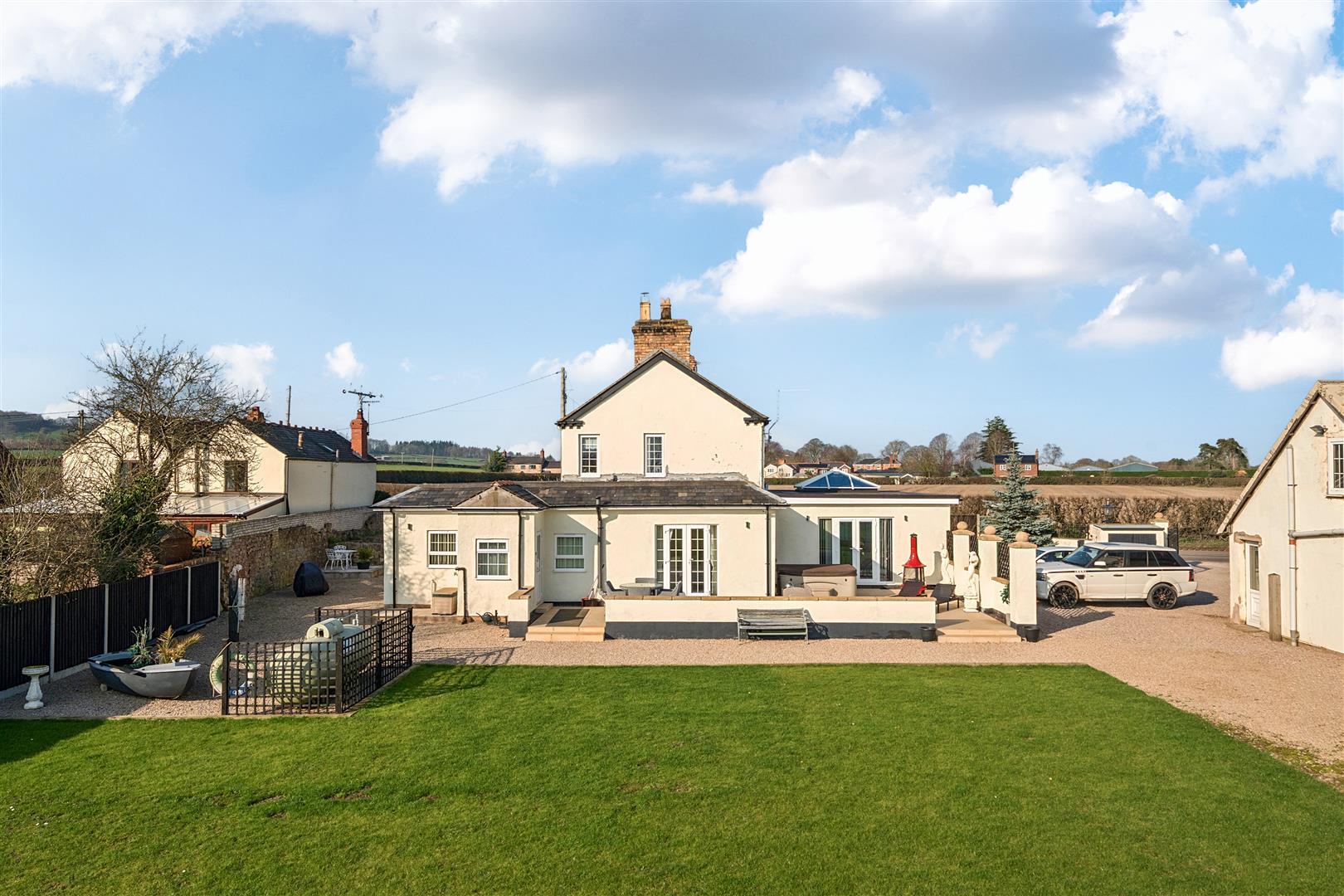 Property Image b2da6432-e12f-485f-a178-deb148234368