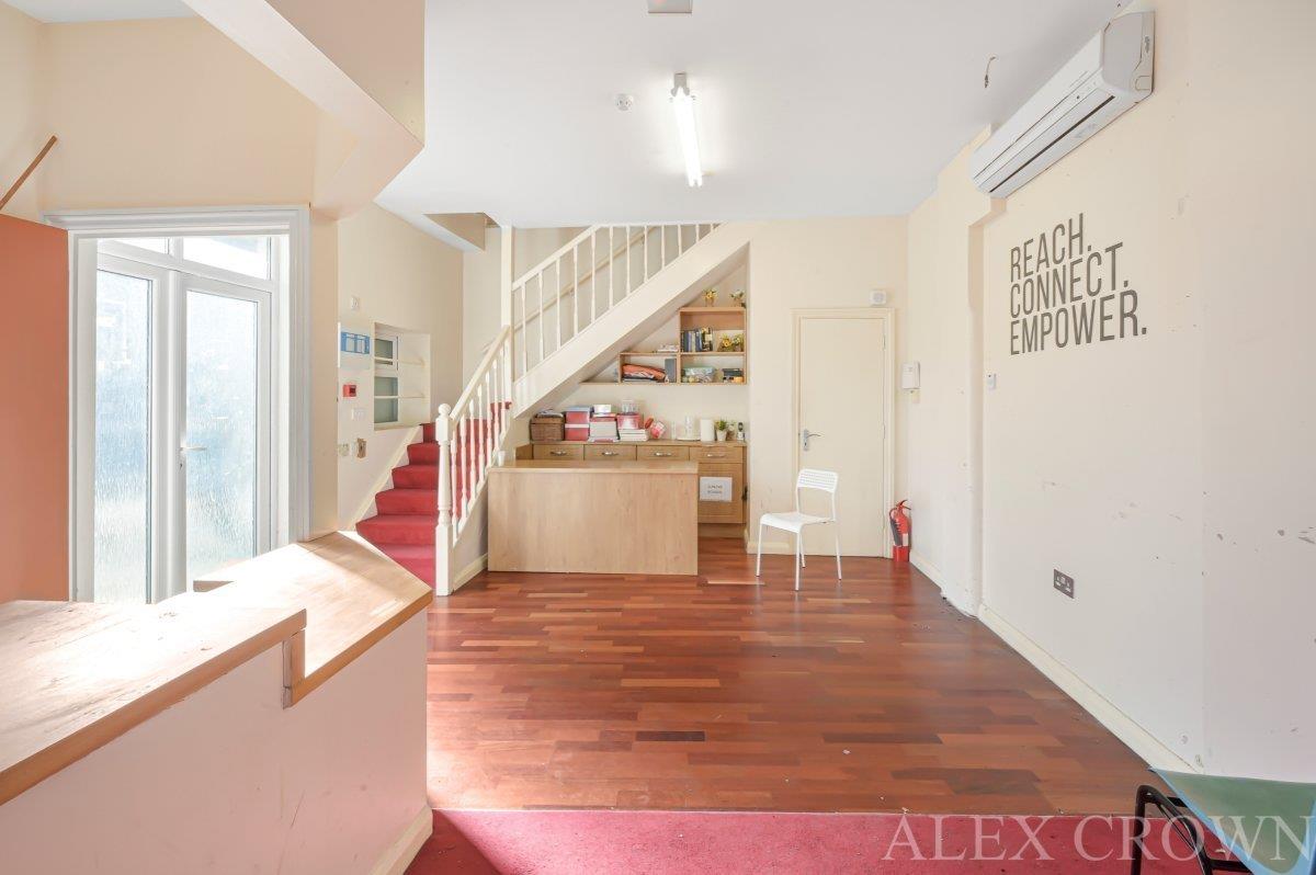 Property Image b2db054b-a6aa-4b5d-b7f6-d36fbedee5b1