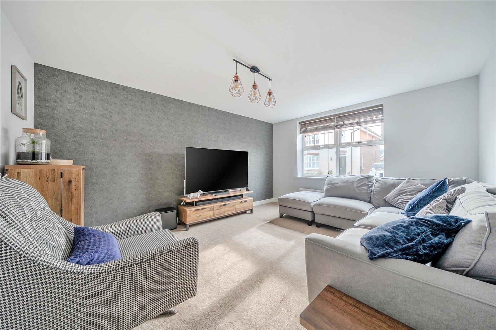 Property Image b2e37930-4d13-46bb-b673-e9708b3bc443