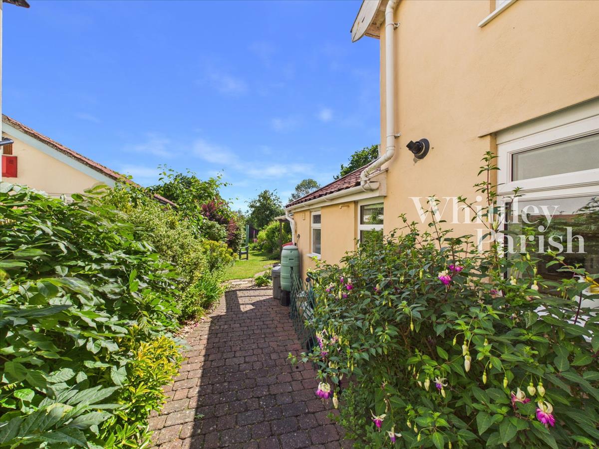 Property Image b2ff713a-9a0d-4e6d-a627-875952ef81cd