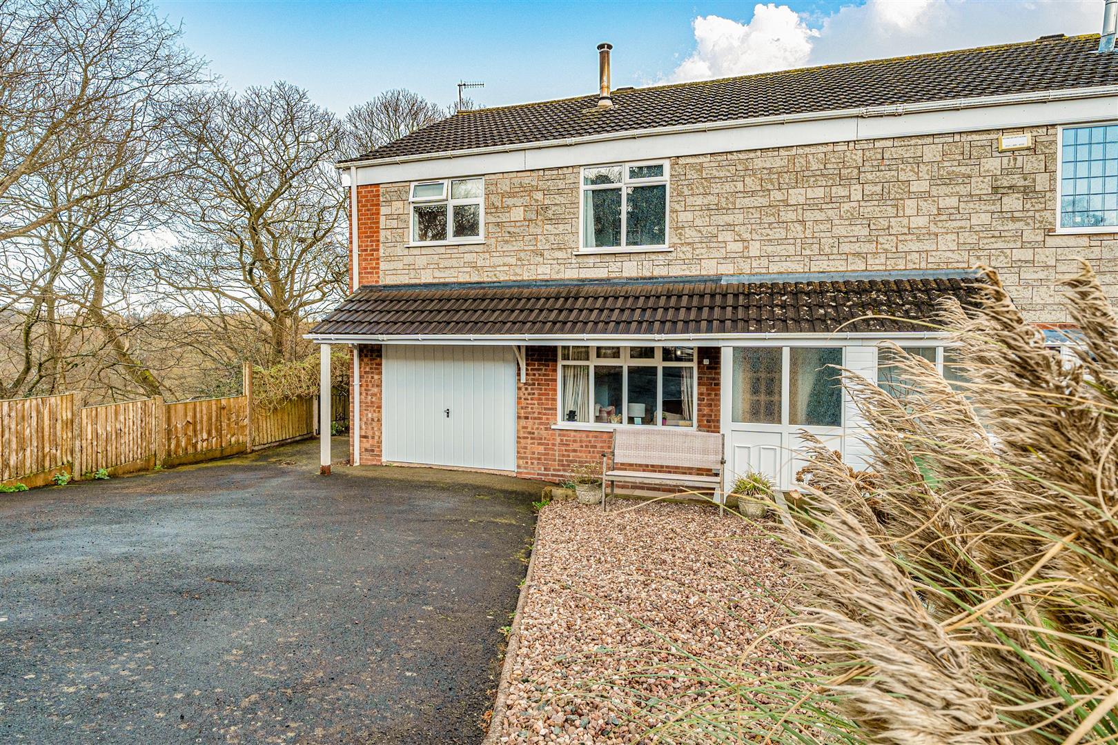 Property Image b305341a-3df7-4c8a-97d4-394eb9284ea7