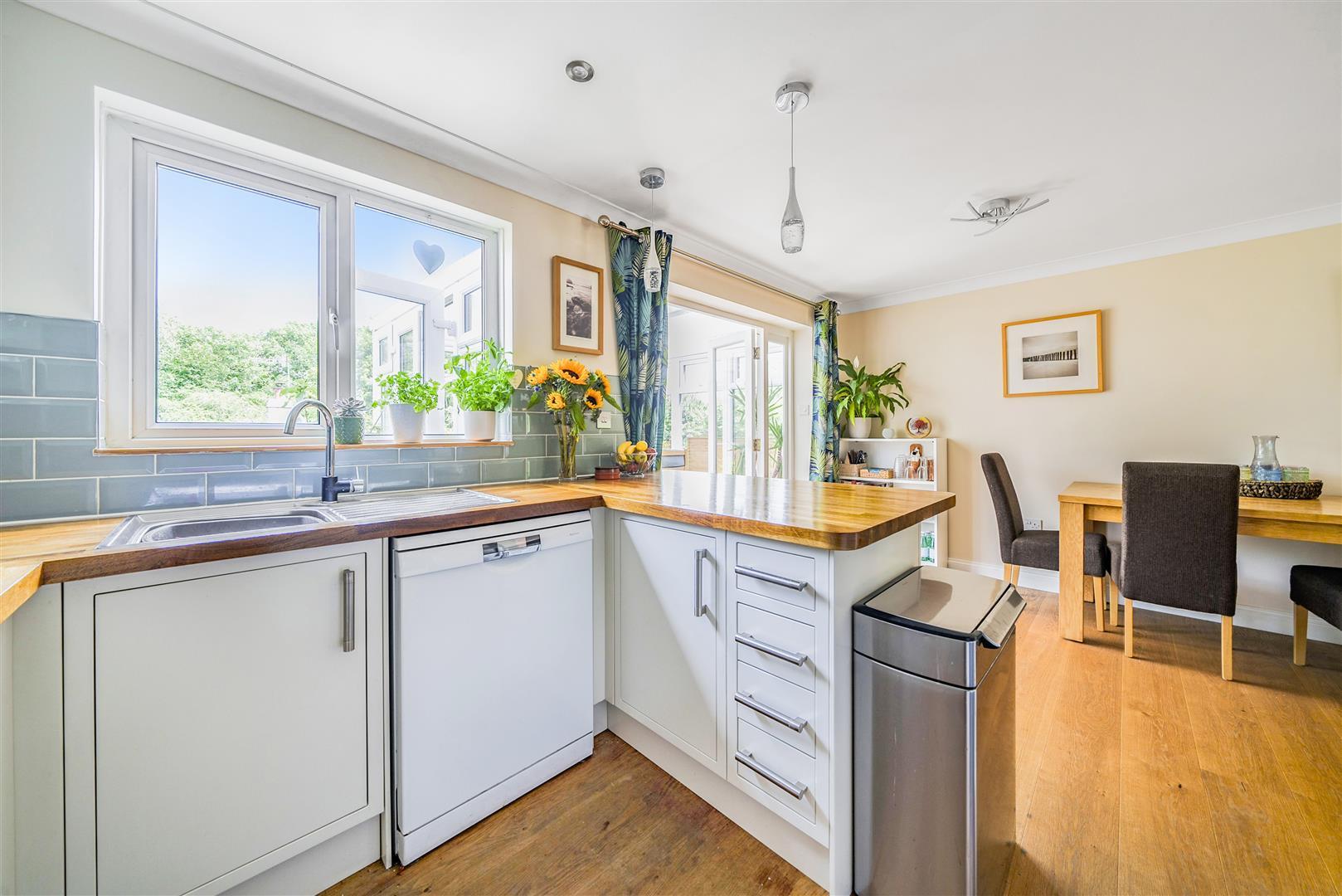 Property Image b305414c-1f2b-4620-b85a-c067d8792506