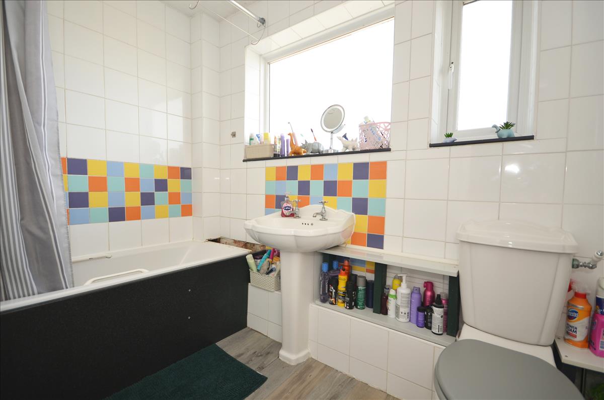 Property Image b3091996-036a-4ad8-b740-0291c9375f1d