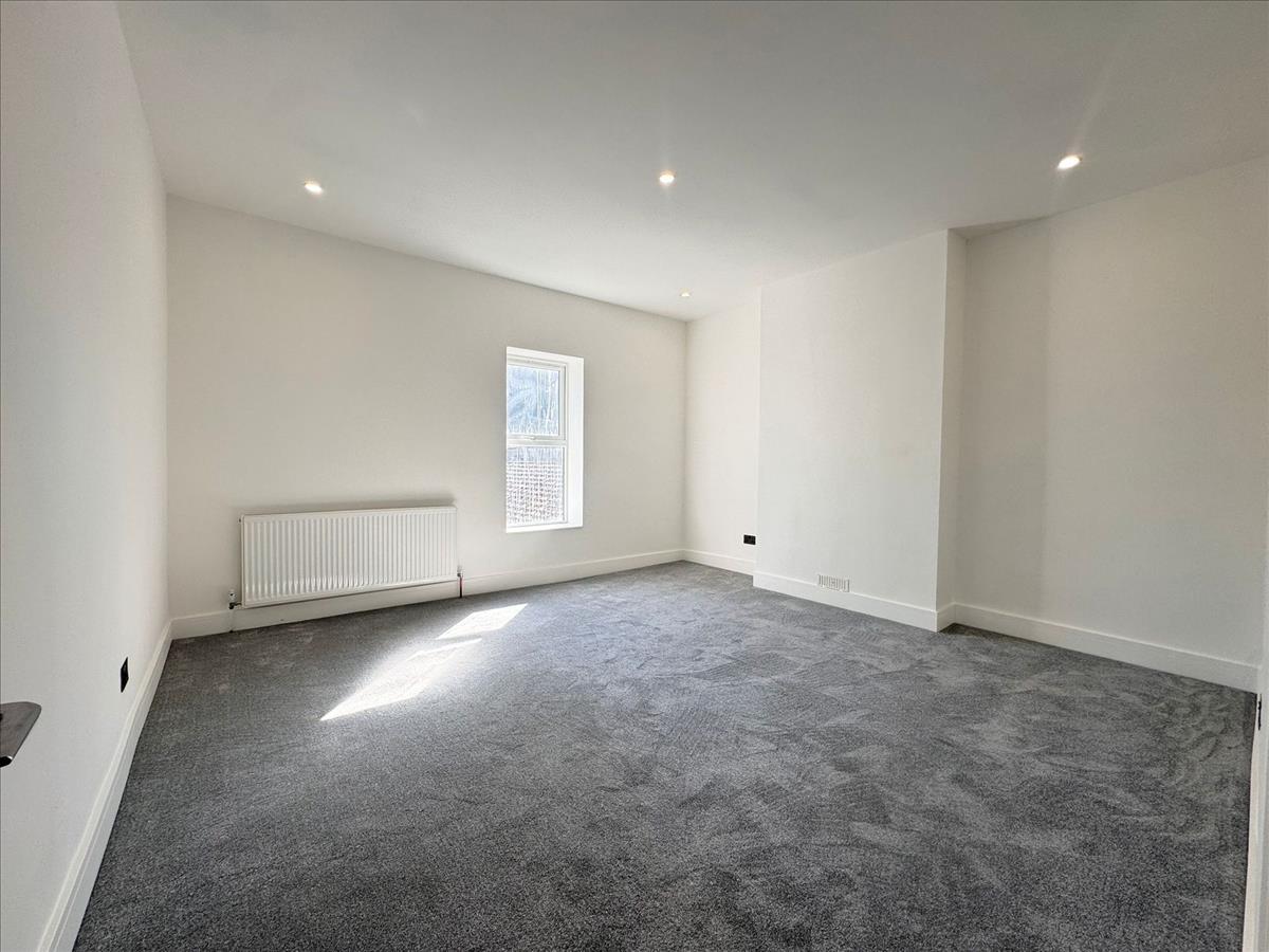 Property Image b30fb721-51b0-4af4-bfbc-fb03d8aae840