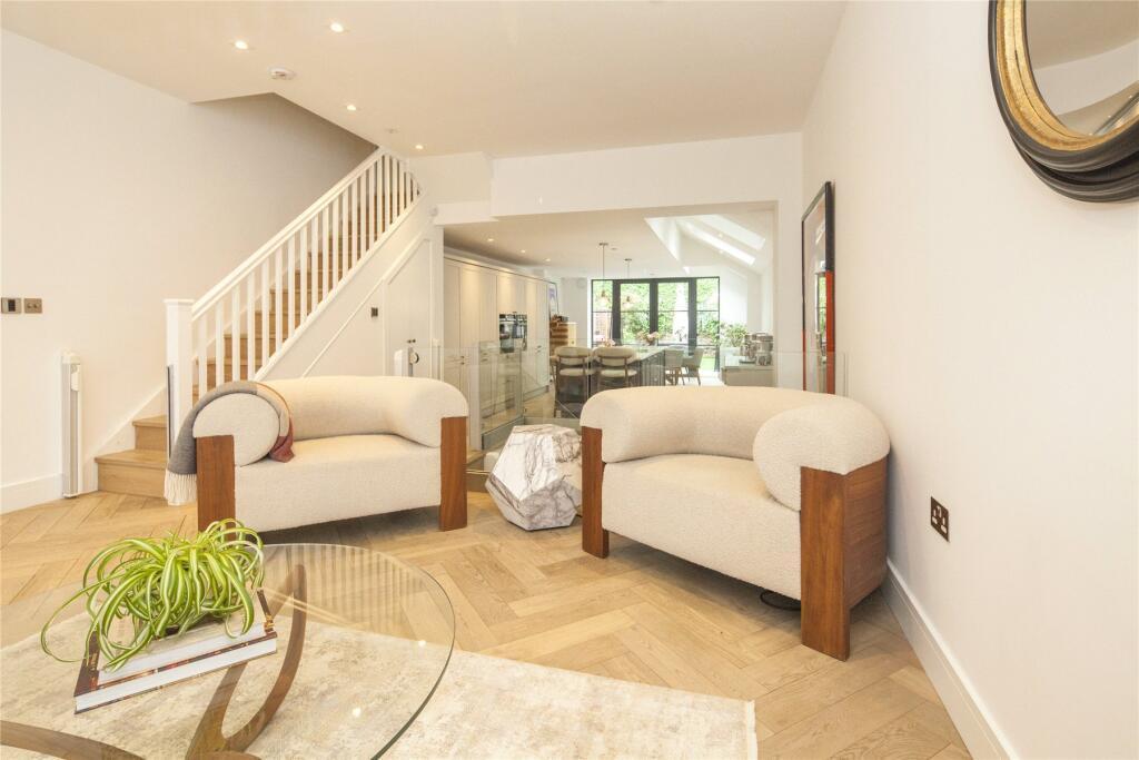 Property Image b32ba796-c7c3-44ea-aacd-9069d0272add