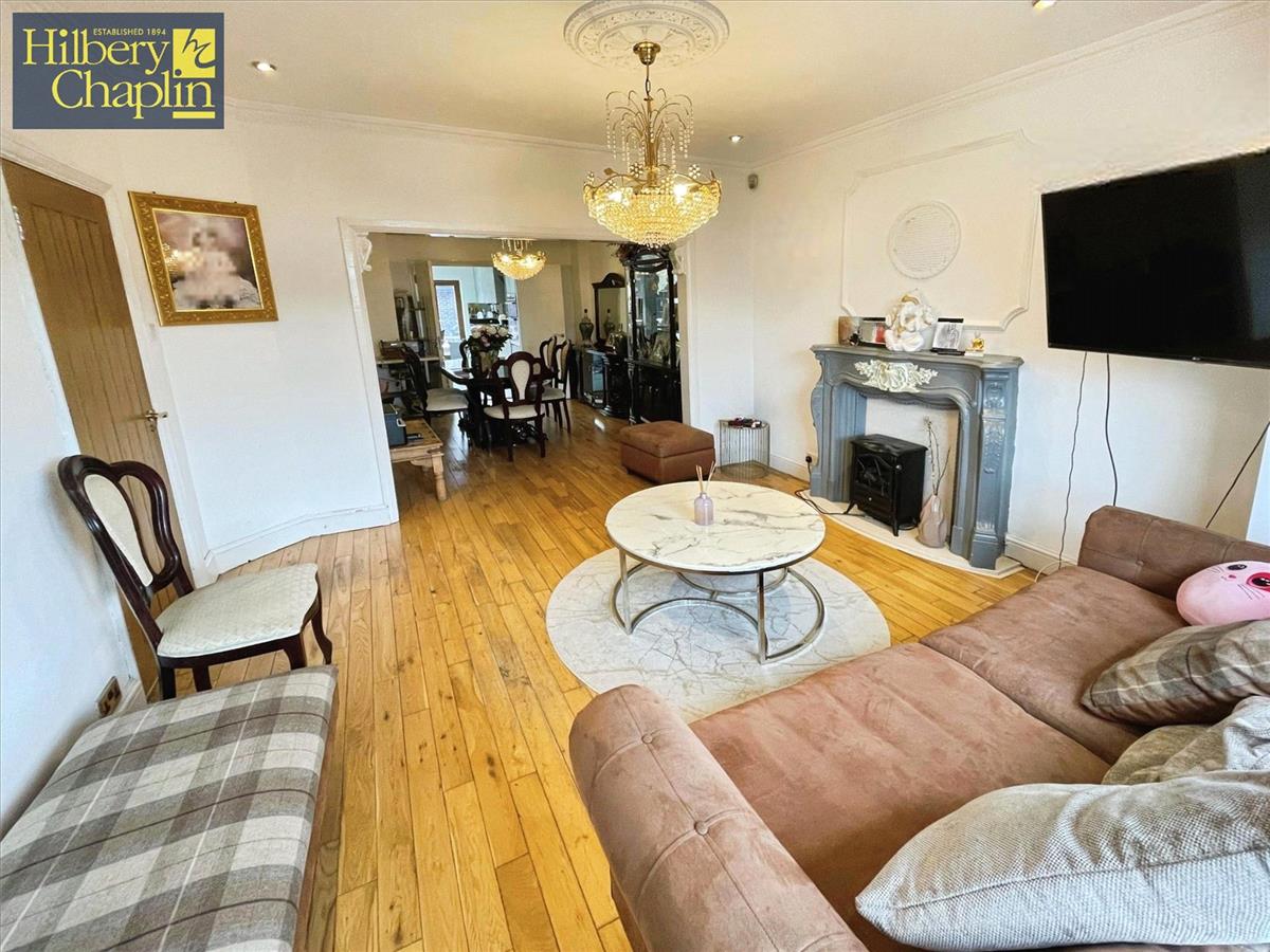 Property Image b32e81b9-a9fb-4964-8907-56af7328117f