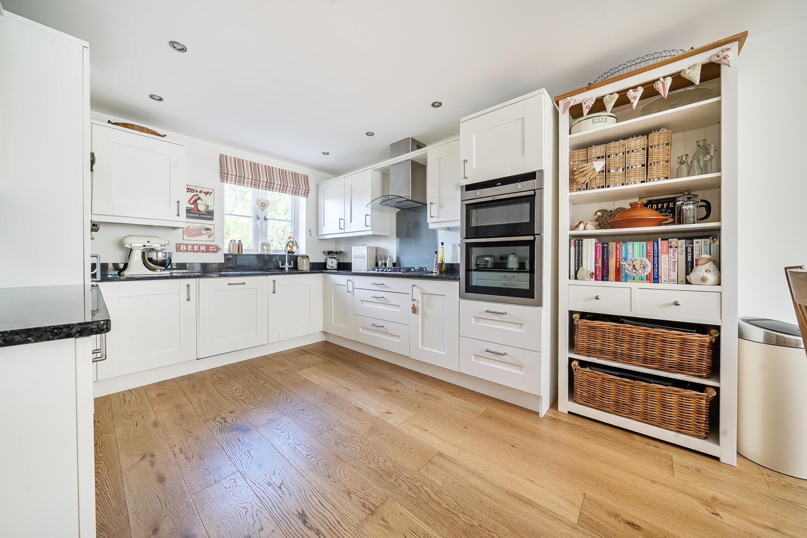 Property Image b337be3e-1976-4aae-9be9-1b4902aa7444