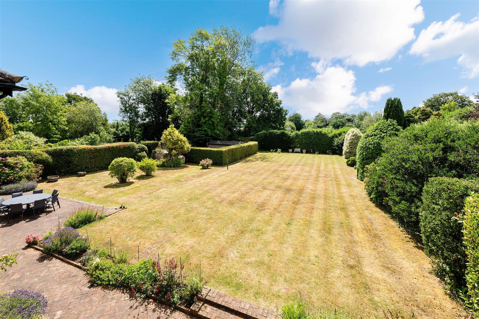 Property Image b3386b26-2940-40cc-9a92-82ea97d45d34