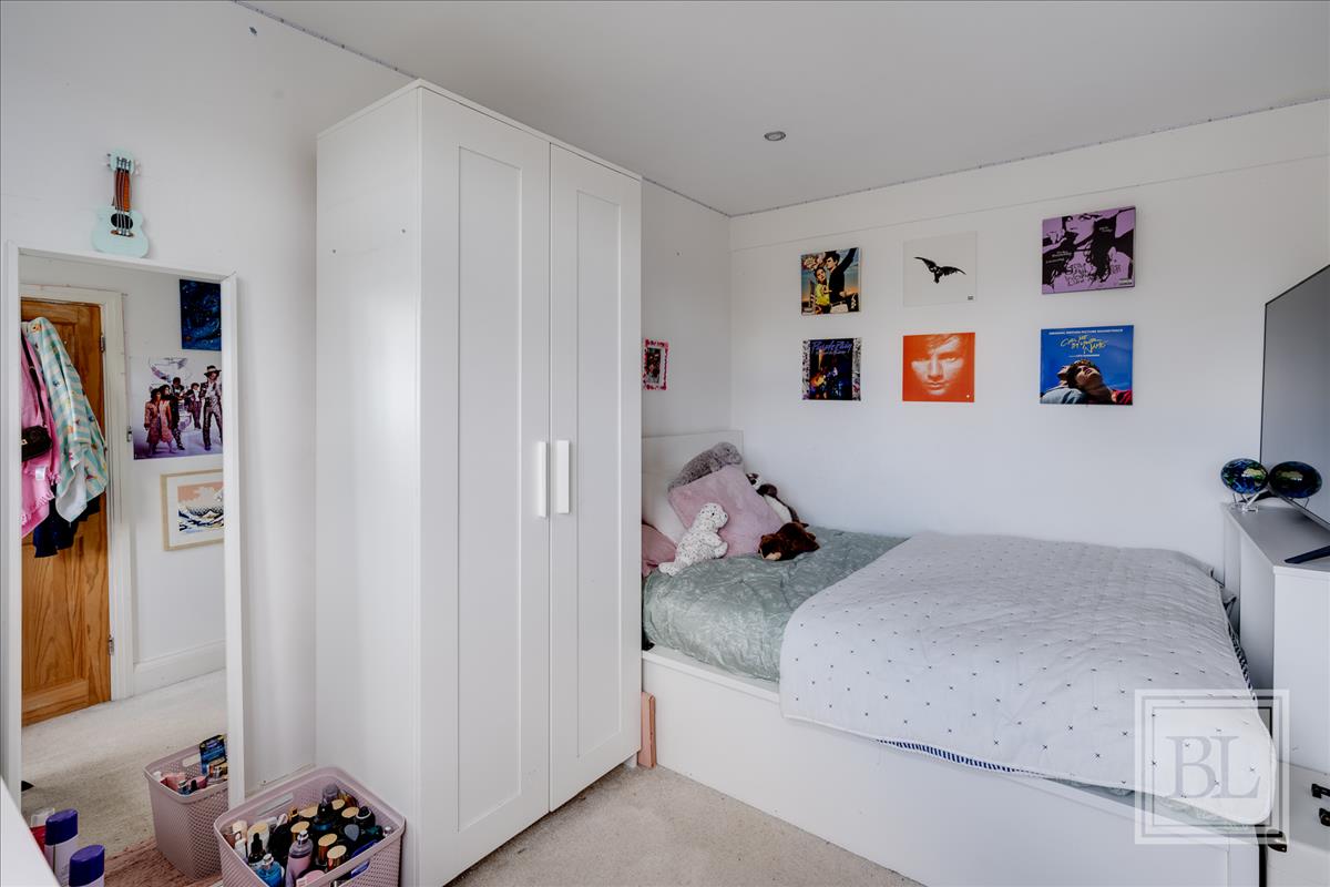 Property Image b33d2a18-1e60-4bdf-b8a9-39fbda068fc3