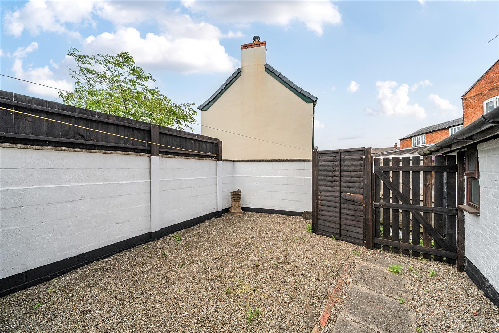 Property Image b341d91e-1a97-46f8-ba76-e958ba1a420a