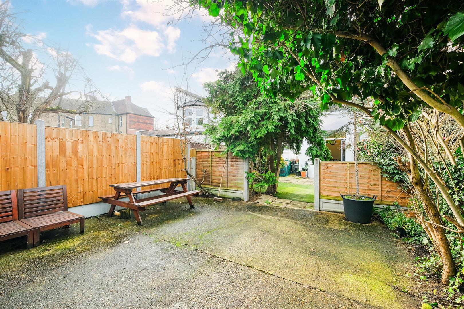 Property Image b3447da7-796b-413d-aa7c-604cab047214