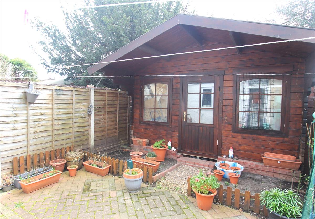Property Image b34daf53-cf32-47b9-a256-6766c909ecff
