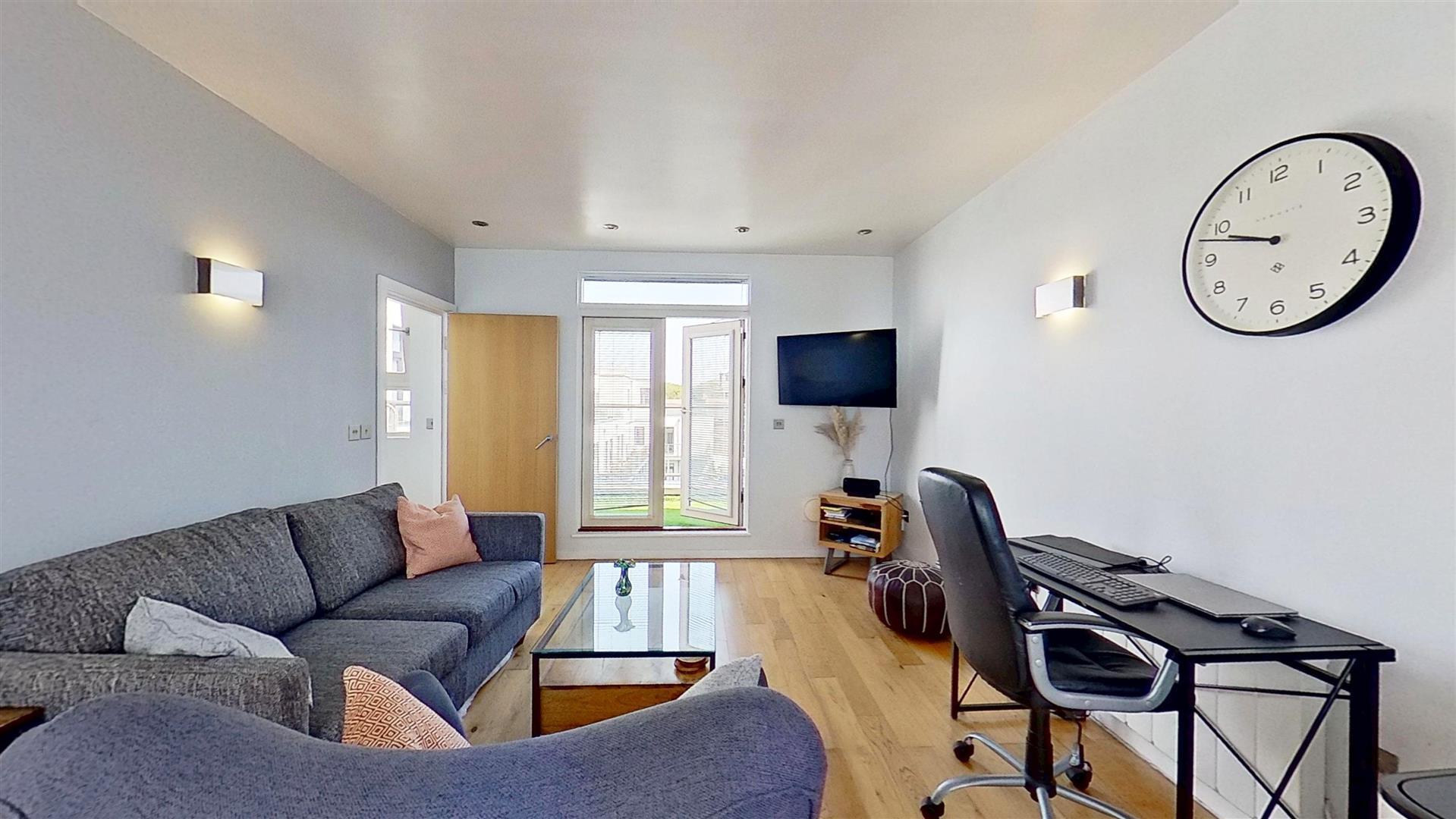 Property Image b34f91a4-e81b-430a-8a1d-7cfefd34d029